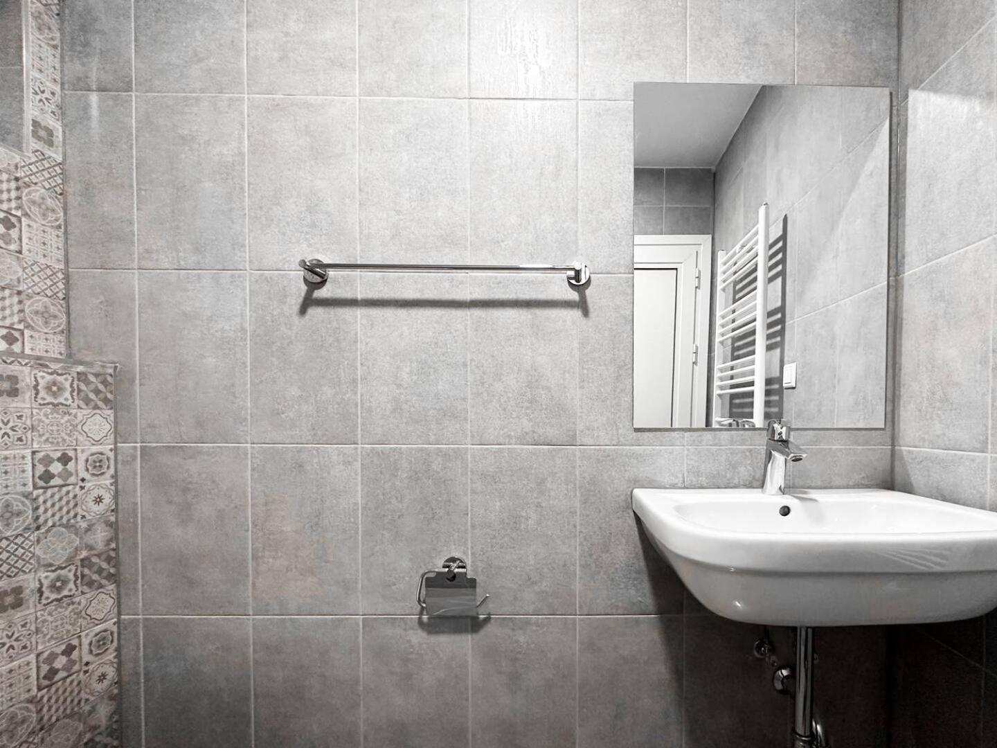 6 Studios 6 Bathrooms 2 Levels Kitchens Sofya Dış mekan fotoğraf