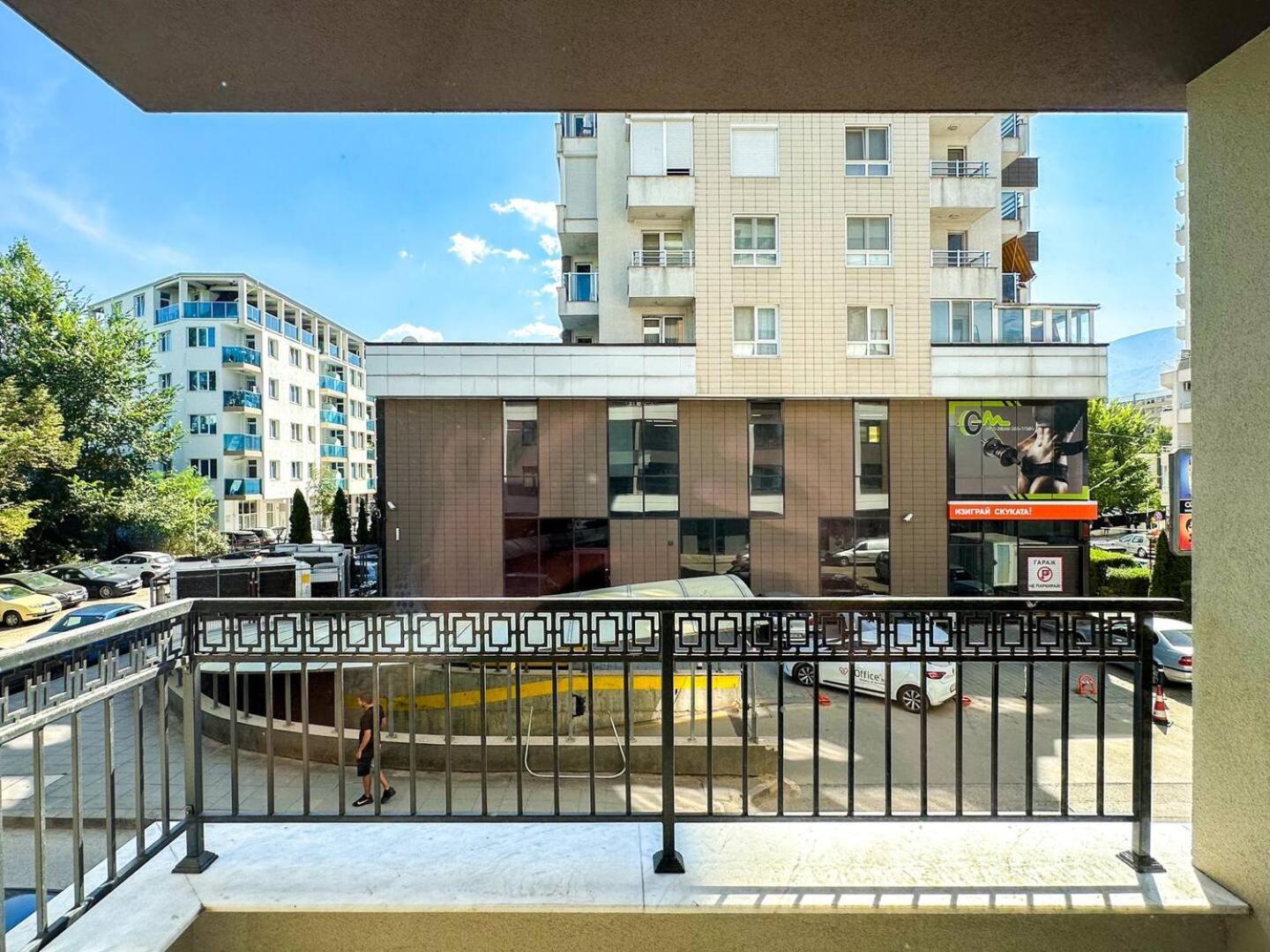6 Studios 6 Bathrooms 2 Levels Kitchens Sofya Dış mekan fotoğraf