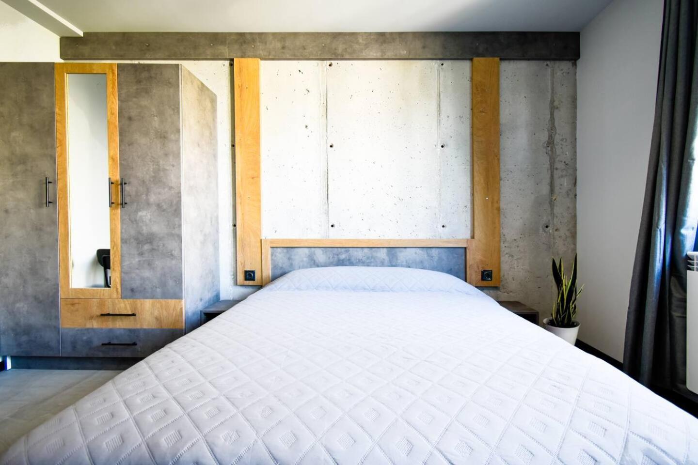 6 Studios 6 Bathrooms 2 Levels Kitchens Sofya Dış mekan fotoğraf