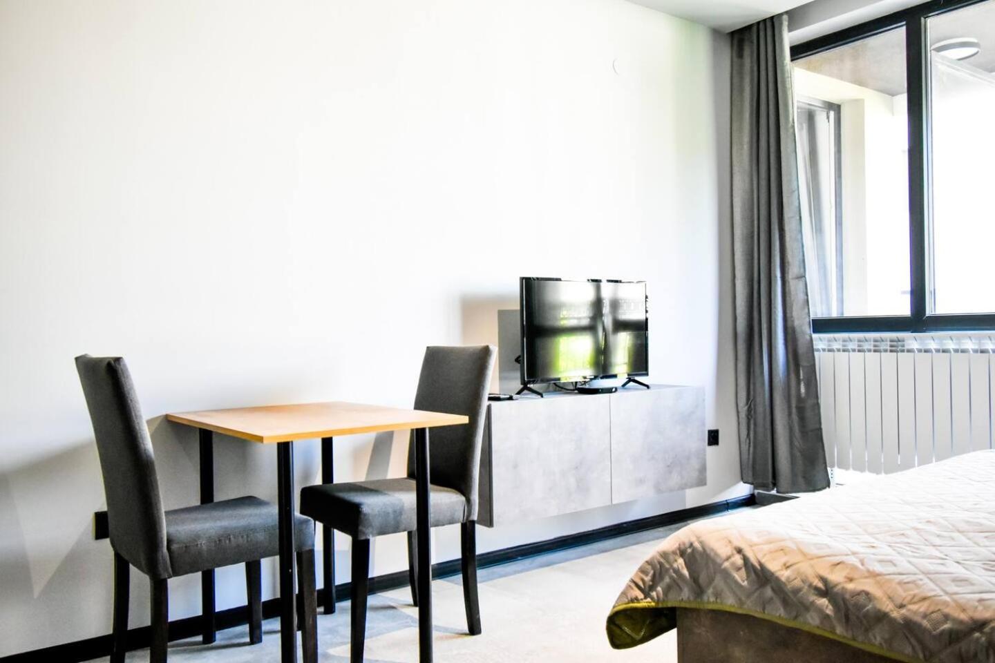 6 Studios 6 Bathrooms 2 Levels Kitchens Sofya Dış mekan fotoğraf